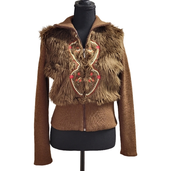 PAPARAZZI By Biz Faux Suede Embroidered Sherpa Fur Lined Vest Jacket SZ Large - Picture 1 of 14
